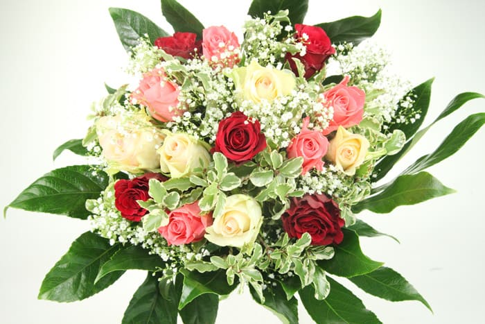 Значение цветов в букете — описание каждого вида, для какого случая подходит