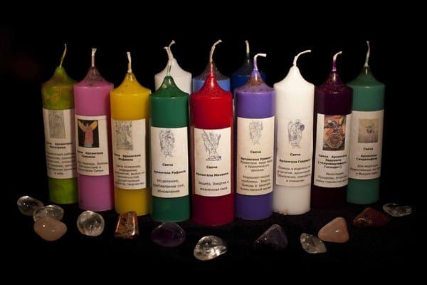 Значение, которое характеризует разный цвет свечи в магии — виды и описание