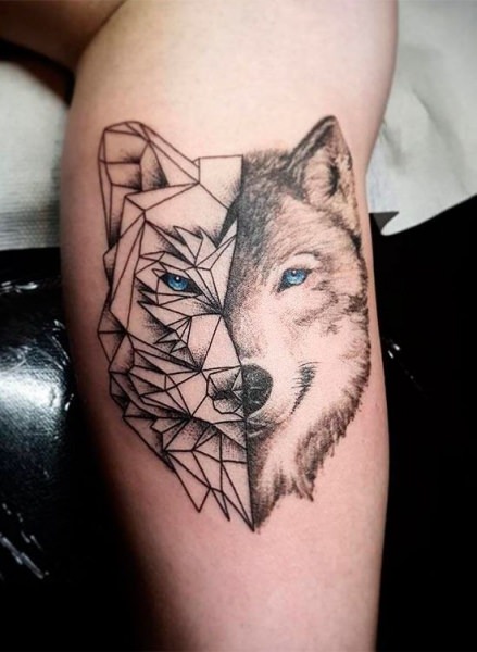 Значение тату волка — для девушек и мужчин
