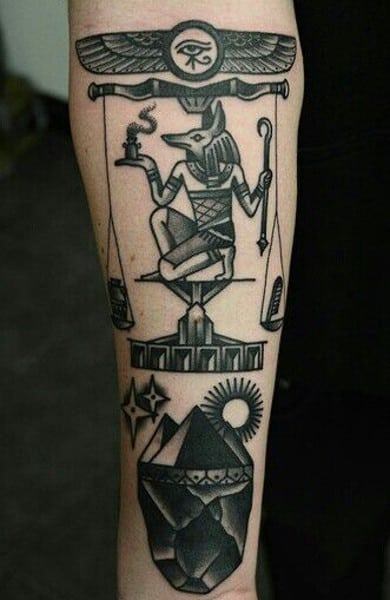 Значение загадочного и мистического тату Анубиса