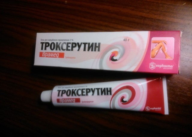 Зуд при варикозе: причины, лечение (медикаменты, народные средства, диетотерапия), возможные осложнения (трофические язвы, дерматит, экзема)