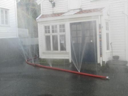 Водяная завеса от пожара