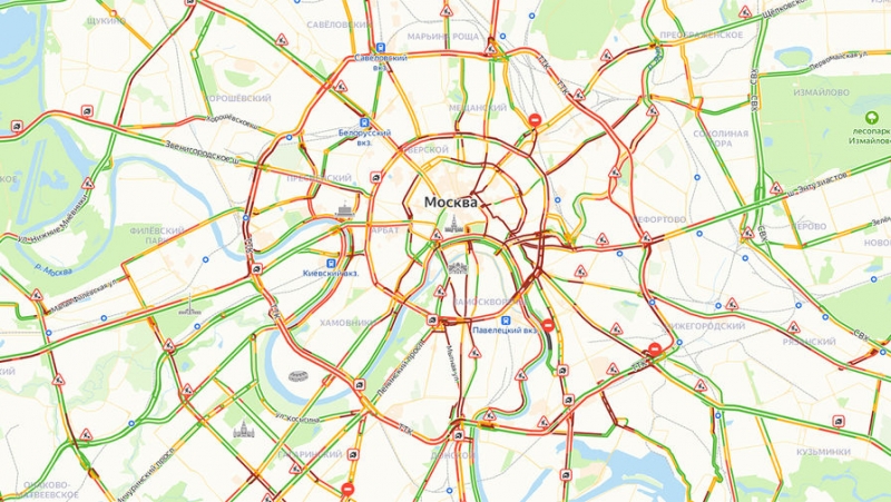 Пробки в Москве достигли 10 баллов