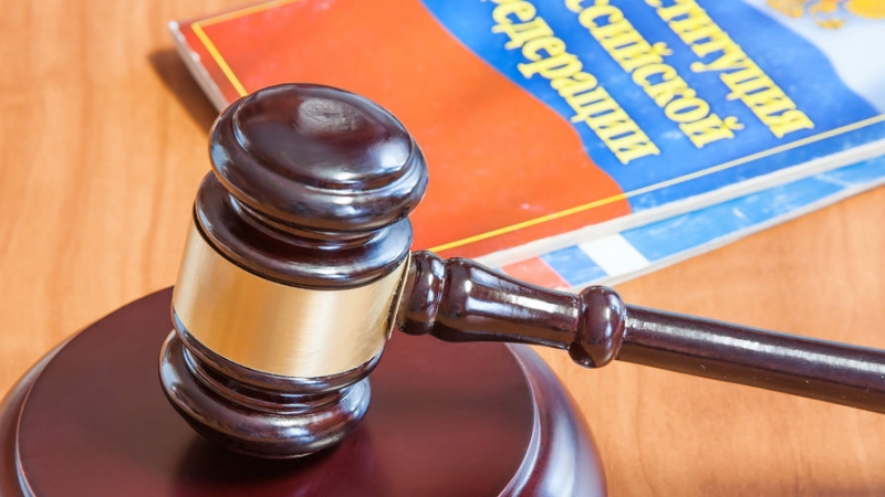 Водителя микроавтобуса поместили под домашний арест по делу о гибели детей на Ставрополье