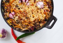 Плов с курицей в казане: причины популярности и достоинства