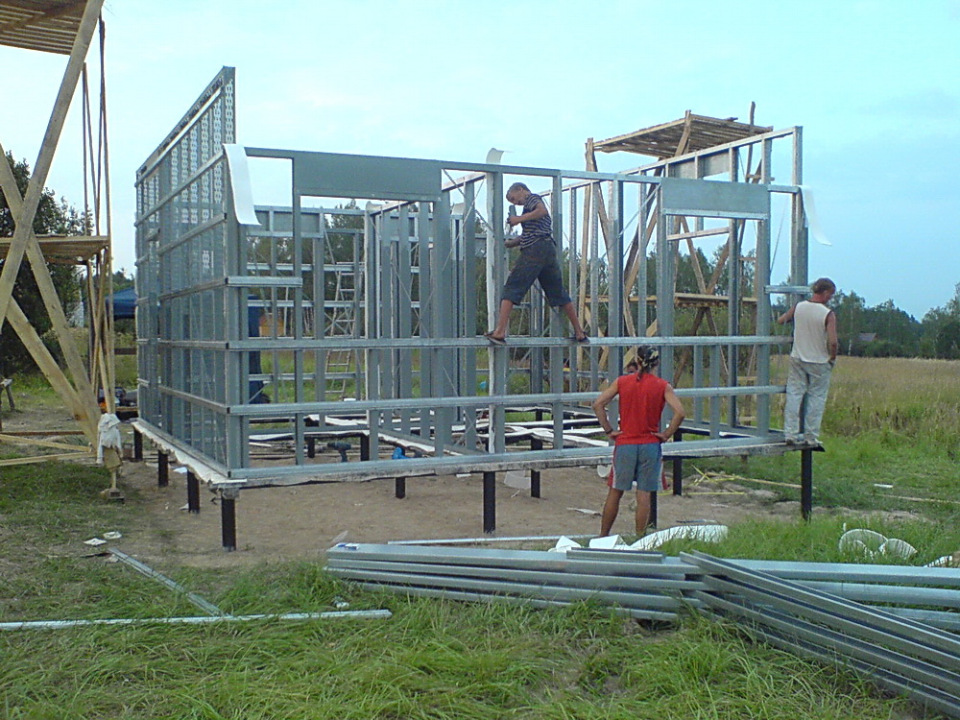 ЛСТК профиль – легкое решение для строительства любых объектов