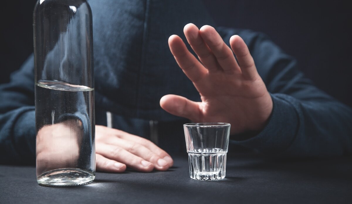 Почему нужно срочно выходить из запоя