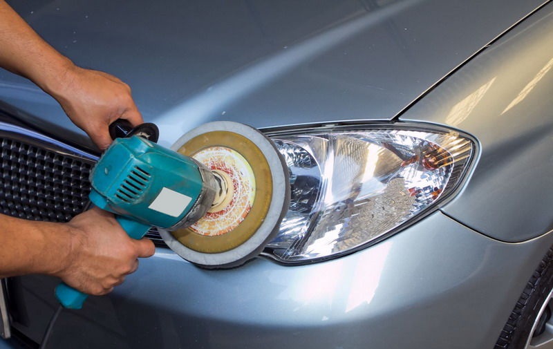 Когда необходимо делать полировку фар и стекол