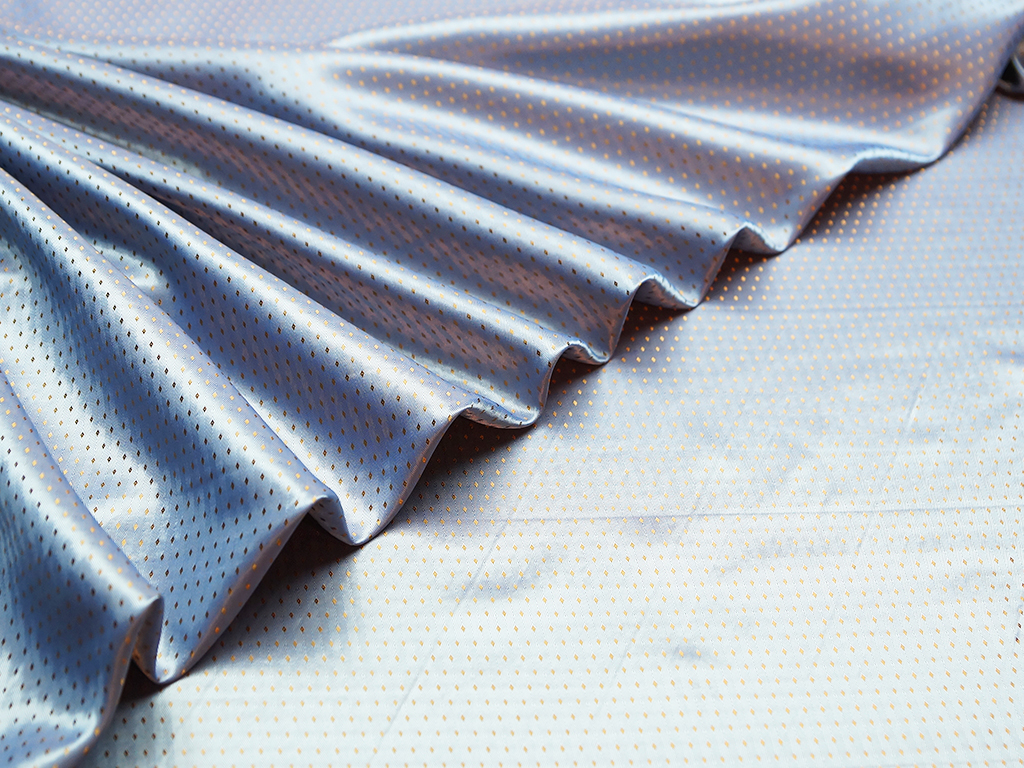 Что такое подкладочная ткань и для чего она используется