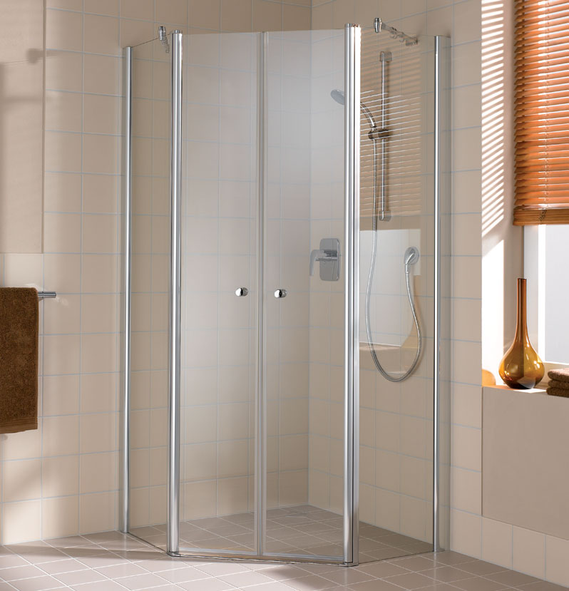 Стеклянные душевые кабины без поддона - интересное решение