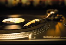 На что обратить внимание при покупке виниловой пластинки