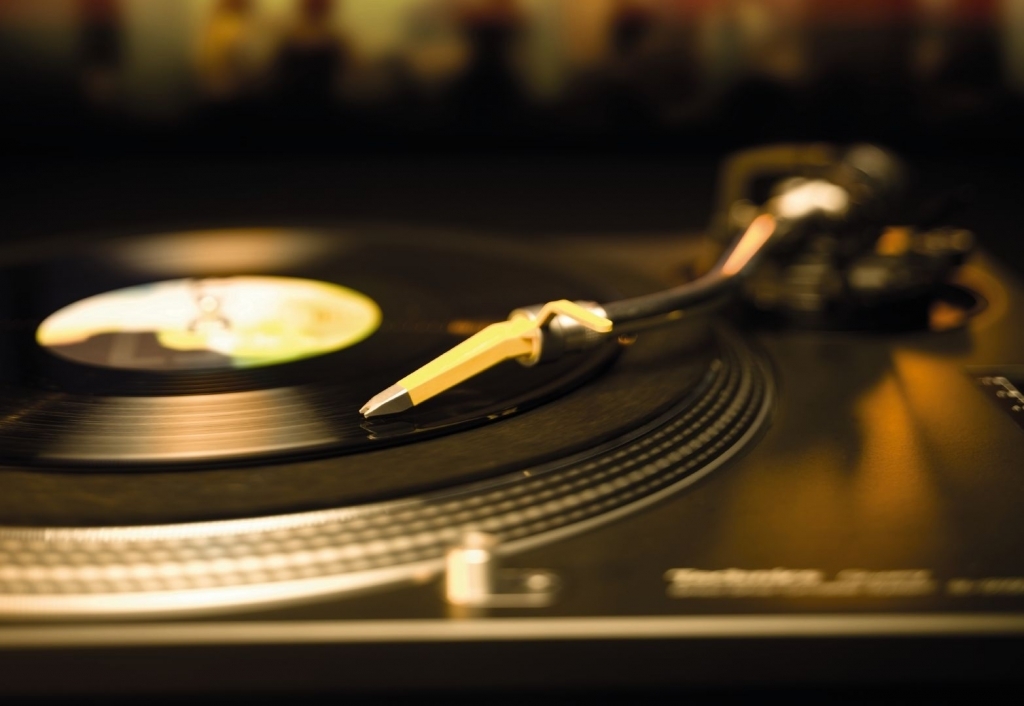 На что обратить внимание при покупке виниловой пластинки