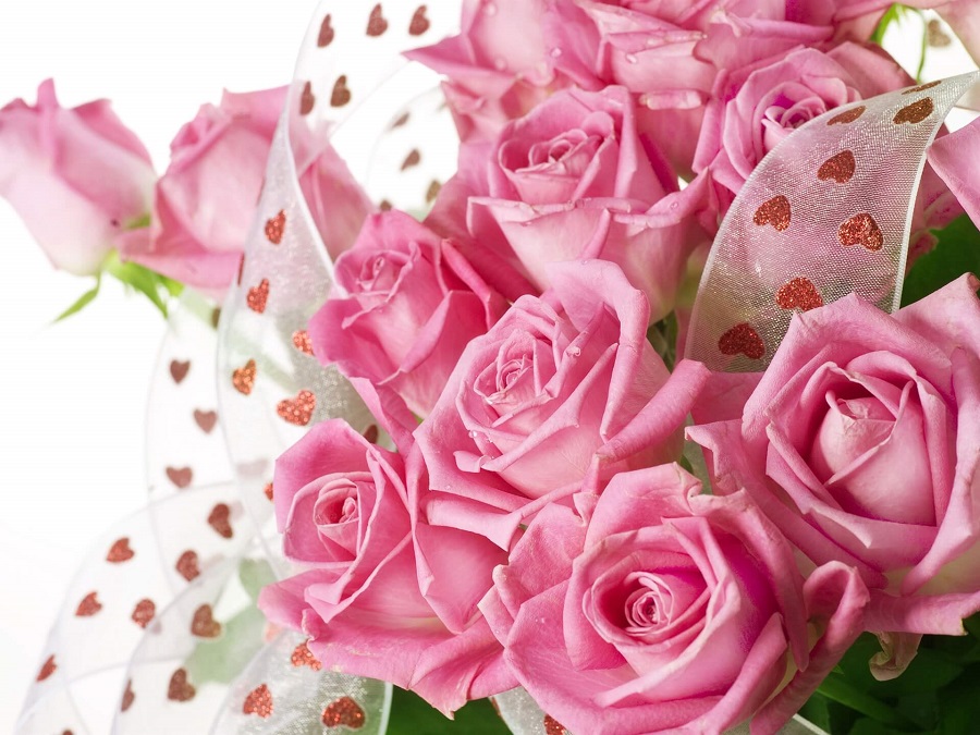 ЛУЧШИЕ СОЧЕТАНИЯ РОЗ ДЛЯ БУКЕТОВ, ЗНАЧЕНИЕ ЦВЕТА И МАГИЧЕСКИЕ ОСОБЕННОСТИ