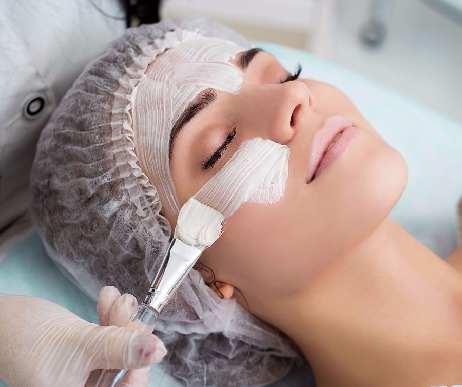 Поверхностные пилинги для лица
