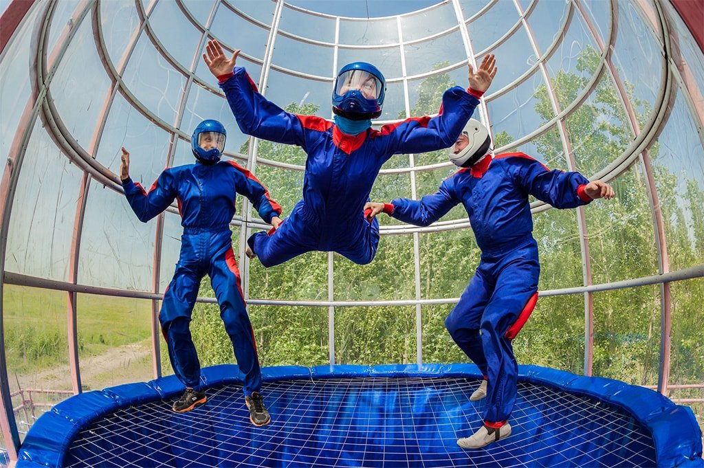 Полёты в аэротрубе для отдыха и развлечения