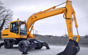Когда может потребоваться аренда экскаватора на колесном ходу