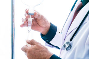 Насколько эффективен вывод из запоя на дому