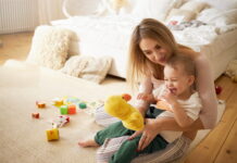 Агентство нянь: как выбрать няню для ребёнка