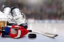 Хоккейная экипировка и амуниция: путеводитель на CCM.ru