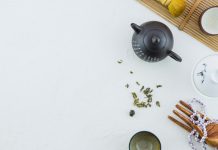 Открытие мира чая пуэр: путешествие по его уникальным особенностям вкуса