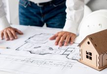 Проекты двухэтажных домов из СИП панелей: какие особенности услуги?