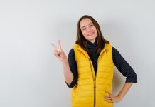 Жилет на синтепоне: какие особенности