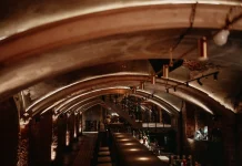 5 причин посетить Менделеев Бар в центре Москвы