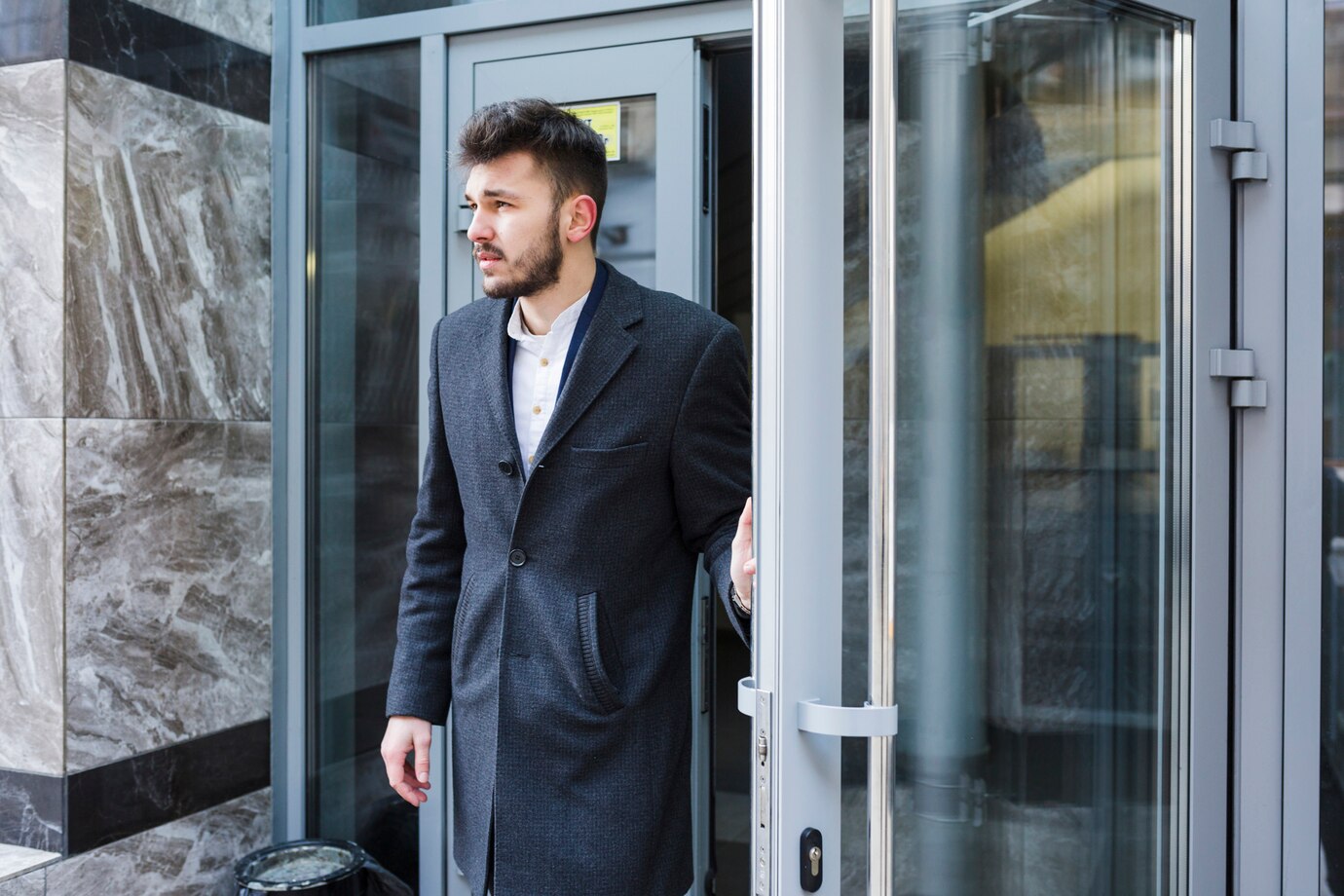 Двери стальные противопожарные: цена и выбор