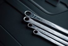 Динамометрические ключи с присоединительным квадратом 1/2: Ваш надежный помощник