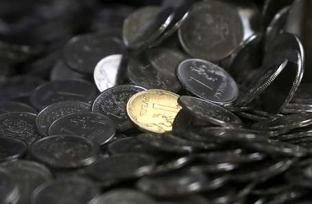 ЦБ предлагает россиянам обменять мелочь на банкноты или зачислить их на счет