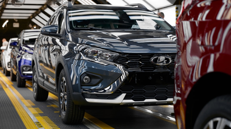 Экс-завод Nissan в Санкт-Петербурге запустил производство Lada Iskra