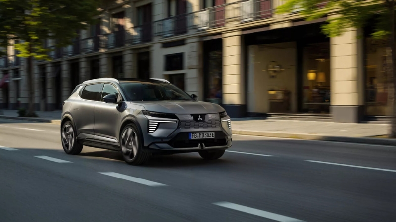 Новый Mitsubishi Eclipse Cross оказался копией Renault Scenic