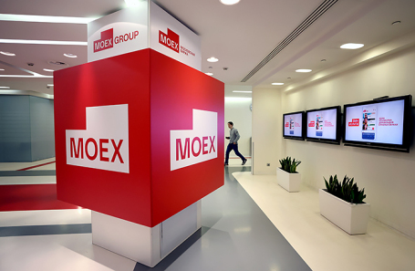 Рубль падает, нефть дорожает, индексы Мосбиржи просели. Обзор финансового рынка от 10 сентября