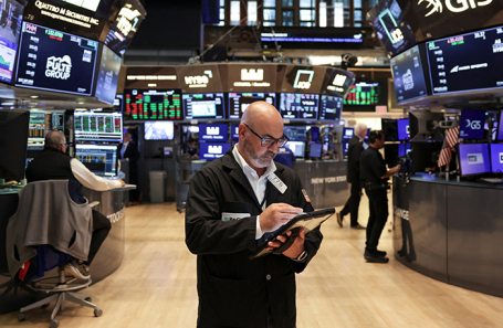 Рубль теряет позиции, США повысили прогноз по цене Brent. Обзор финансового рынка от 9 сентября