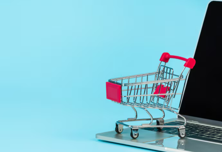Как покупать одежду онлайн: Ваш гид по виртуальному шопингу без стресса