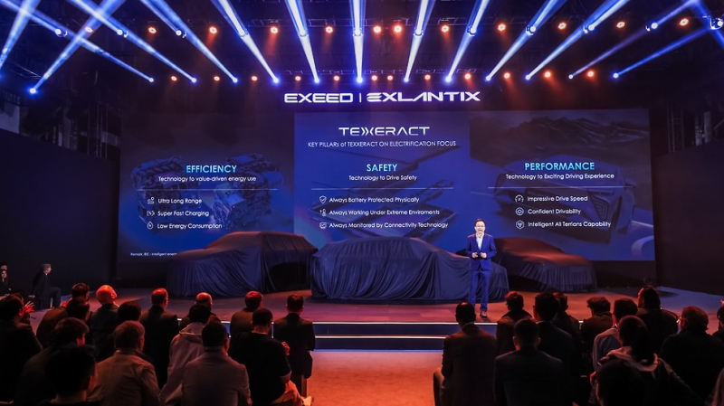 Exeed представил технологию Texxeract для гибридов и электрокаров