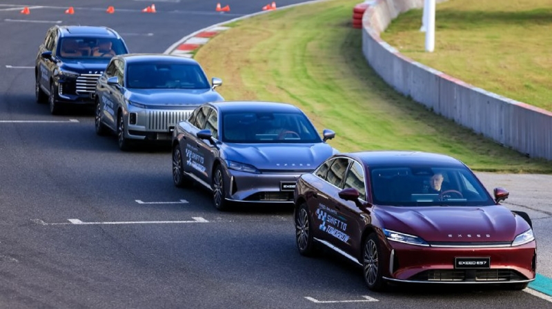 Exeed вывел электрифицированные модели на гоночную трассу