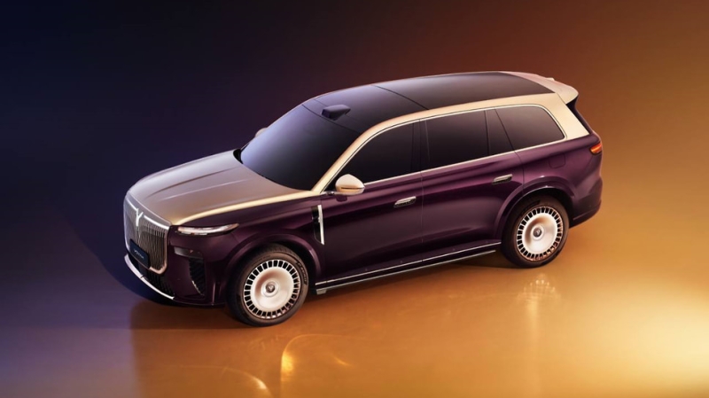 Гибридный кроссовер Voyah Taishan появится в России до конца года