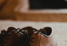 Удобная обувь из натуральной кожи на заказ: как выбрать правильно?