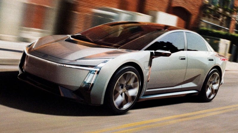 Toyota впервые показала новую Corolla и кросс-купе Century