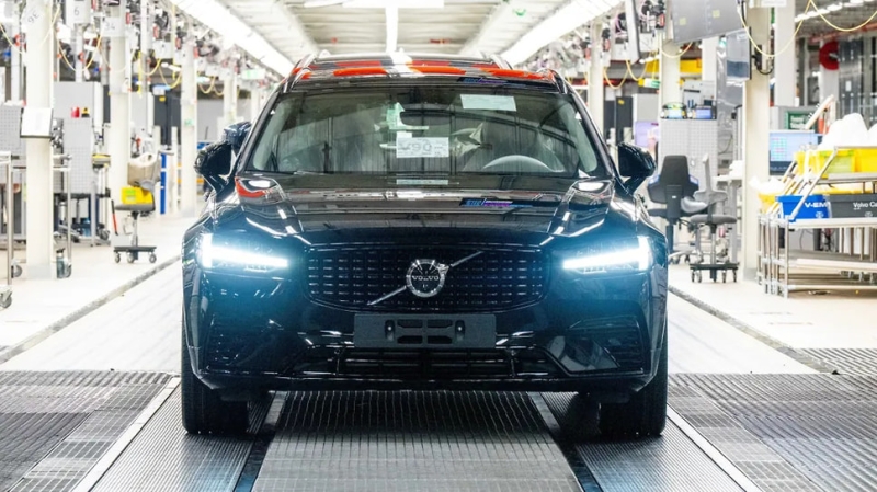 Volvo сняла с производства большой универсал V90