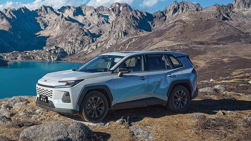 Кроссовер Toyota RAV4 дебютировал в Китае в двух версиях