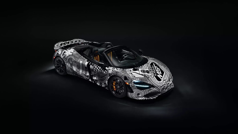 McLaren расписала 750S Spider скетчами в тематике Лас-Вегаса