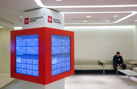 Российский рынок акций лихорадит на фоне геополитических новостей