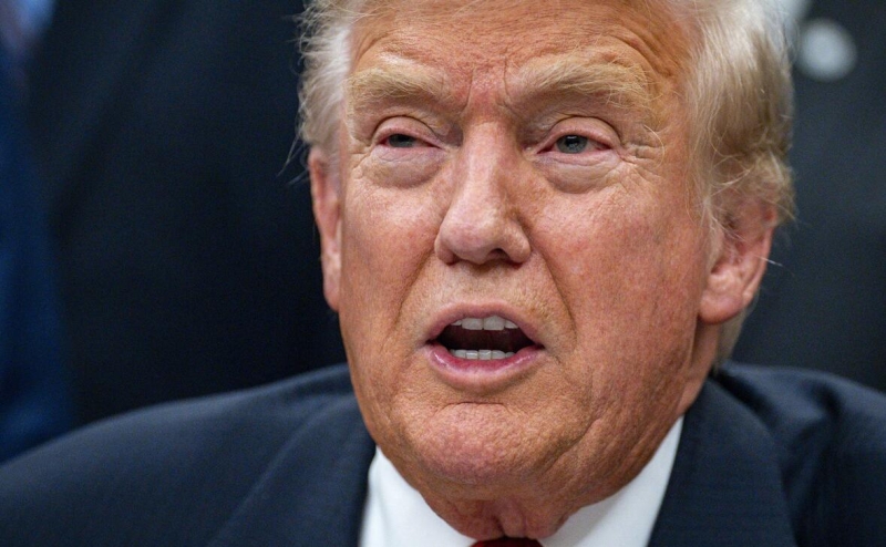 Трамп с августа приобрел облигации на сумму свыше млн