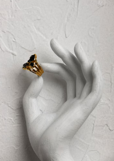 Уход за ювелирными украшениями: практическое руководство