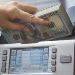 ЦБ снимает ограничения на перевод денег за границу для россиян и граждан дружественных стран