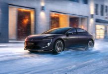 Мощный фастбэк Avatr 12 поступил в продажу в России